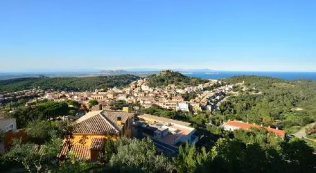 B-16, Забронировать Апартаменты/квартира Апартаменты Baix Empordà, Апартаменты/квартира