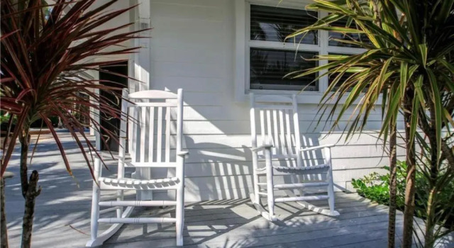 Swaying Palm Beach House