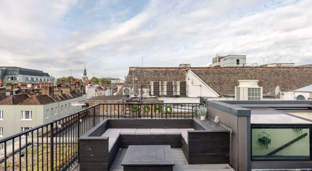The Influencer Suite - Soho - by Frankie Says