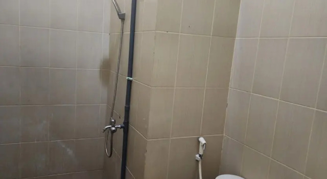 Standardowy pokój OYO Life 93979 Gubeng Homestay Syariah