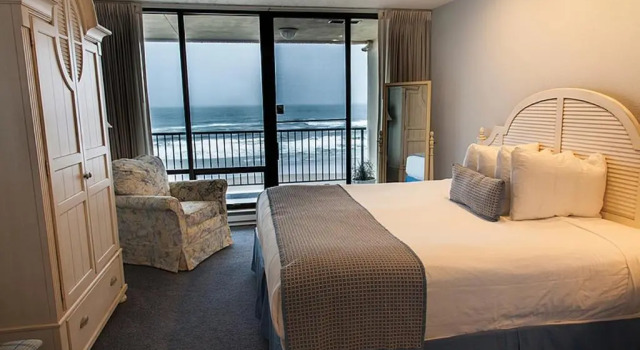 Люкс Inn at Spanish Head Resort Hotel