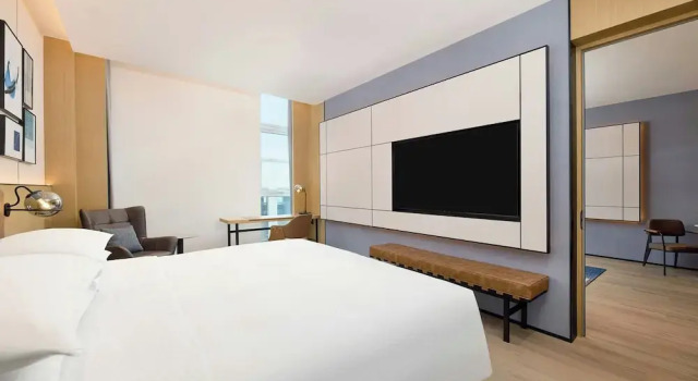 Люкс Executive c 1 комнатой с видом на город Four Points By Sheraton Qingdao, Chengyang East