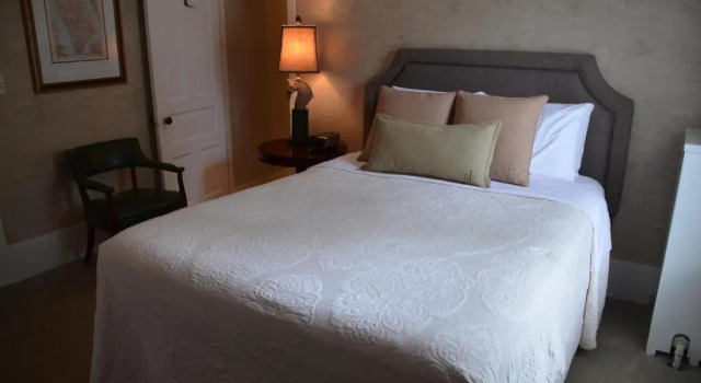 Номер Standard Maplewood Hotel