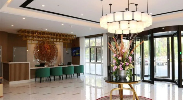 Magnolia Hotel (Dongying Qingfeng Hunan First Road Store), Prenota Hotel Hotel a Shandong con parcheggio, Parcheggio