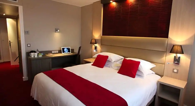 Номер Premium Hôtel Les Trois Roses, Meylan Grenoble