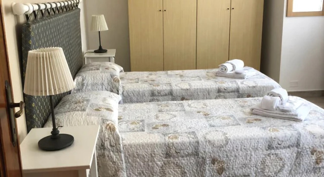 Abbazia di Santo Stefano, Prenota Affittacamere Hotel a Veneto con parcheggio, Parcheggio