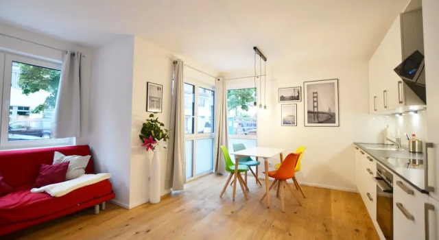Апартаменты Modern apartment near downtown