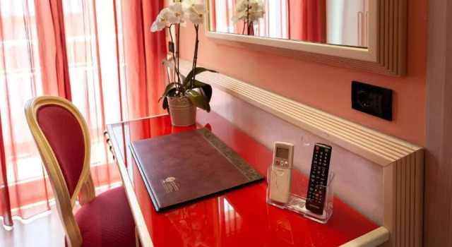 Номер Standard Hotel Mondial
