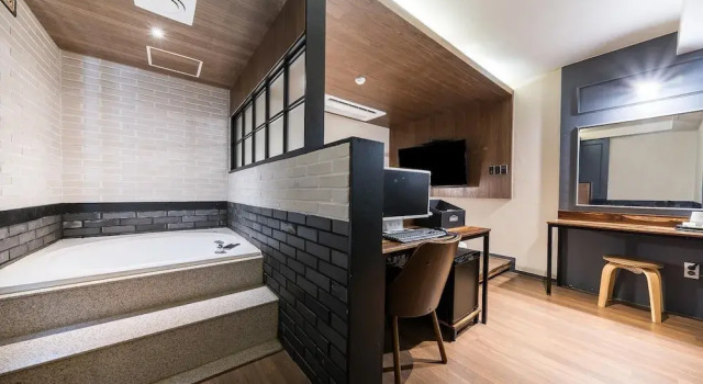 Busan Yonghodong Adena Hotel