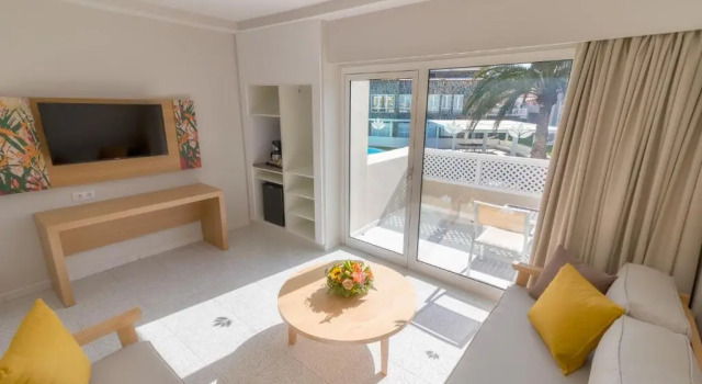 Номер Standard Hotel LIVVO Koala Garden