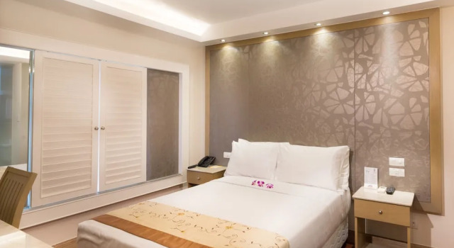 Номер Standard Empress Hotel Ho Chi Minh City
