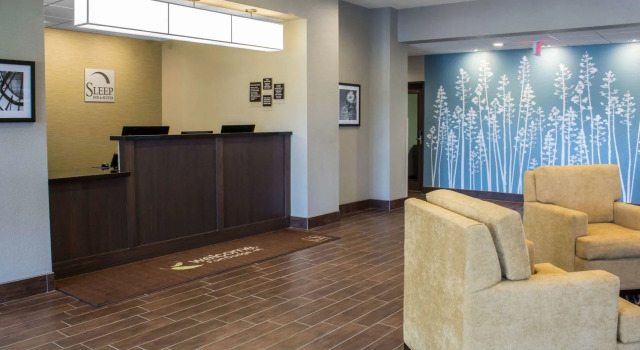 Sleep Inn & Suites Fort Dodge, Rezerwuj Hotel Hotele w Iowa z parkingiem, Parking