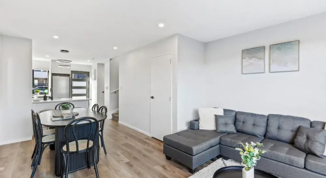 4BR Townhouse for Families Zodiak Stays, Забронировать Апартаменты/квартира Апартаменты Мангере, Апартаменты/квартира