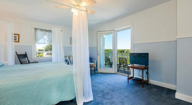 Номер Standard с балконом Payne's Harbor View Inn