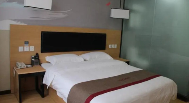 Thank Inn Plus Hotel Jiangxi Ganzhou Chongyi County Donald Duck Shop, Buchen Sie Hotel Chongyi China