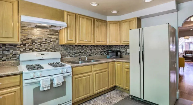 Апартаменты South Philly Townhome: 3 Mi to Center City