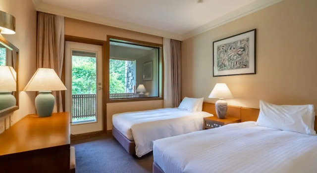 Четырёхместный Junior Suite East Wing Hotel Sierra Resort Hakuba