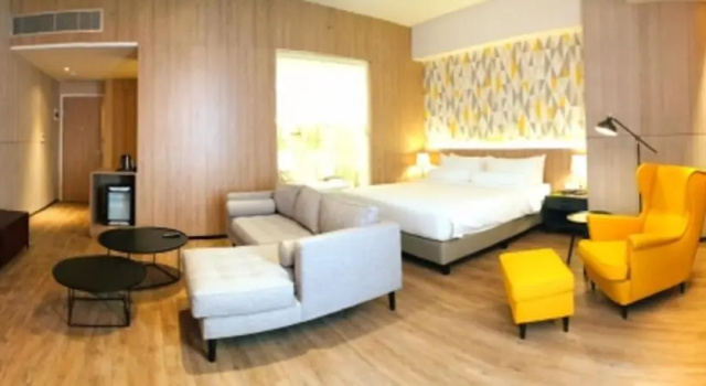 Полулюкс The Zuri Hotel Palembang