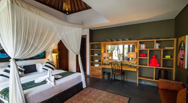 Luxury 6 Bedroom Villa With Private Pool, Bali Villa 2040