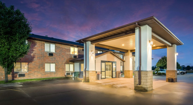 Best Western Mount Pleasant Inn, Prenota Hotel Mount Pleasant Iowa