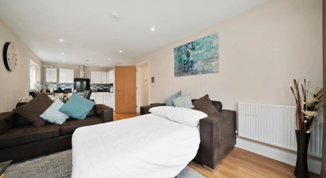 London Heathrow Living Serviced Apartments - Apt 9, Varaa Huoneisto Asunnot kohteessa Merseyside, Huoneisto