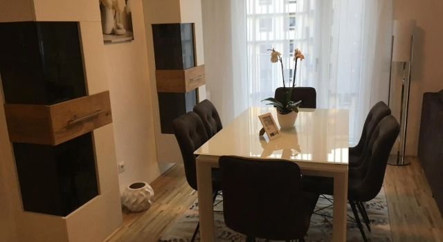 New Stylish Apartment, Rezerwuj Apartament Hotele w Wiedeń z parkingiem, Parking