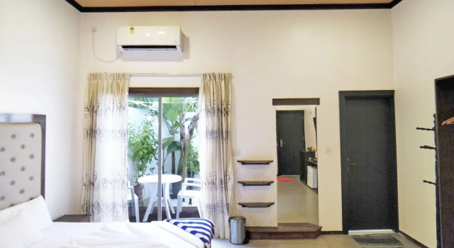 Standard Double room Thoddoo Inn