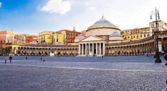 Vesuvius Suite - Elegante appartamento in centro, Забронировать Апартаменты/квартира Апартаменты Неаполя, рядом с Церковь Пио Монте делла Мизерикордия, Апартаменты/квартира