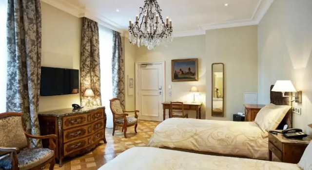 Номер Superior Hôtel & Spa Le Bouclier Dor