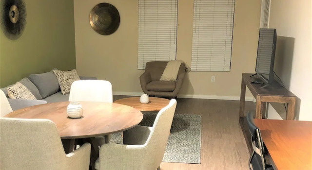 Двухместные апартаменты Premium Platinum Triangle Apartments
