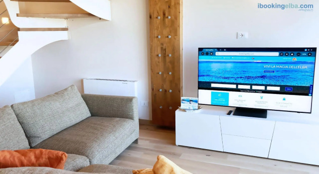 Fronte Mare Suites - Apartment (E) - Elegant new apartment on 2 levels in Portoferraio-Fronte Mare Suites - Quadri (E), Book Lejlighed Lejligheder i Portoferraio, Lejlighed