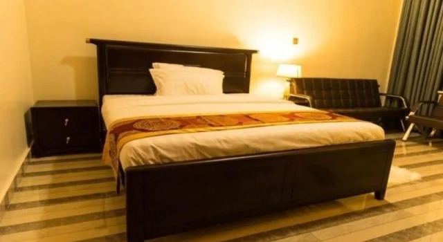 Avisha Town Hotel
