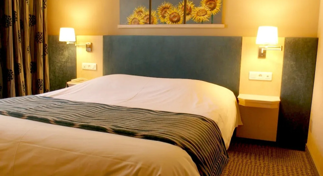 Четырёхместный номер Standard Hotel Les Remparts