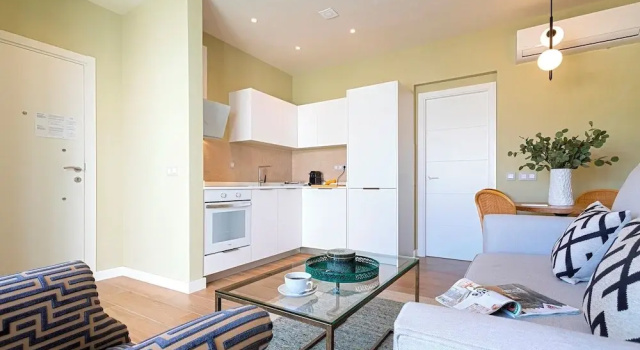 Marvelous Penthouse With 3 Terraces in Triana. Castilla III