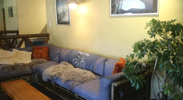 B&B Santana Hakuba, Prenota Bed & breakfast Hotel a Koshinetsu con parcheggio, Parcheggio