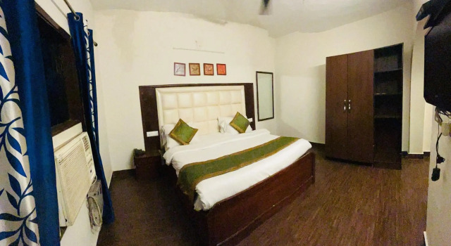 Capital O 3695 Hotel Daichi, Rezervovat Hotel Déhrádún Uttarakhand