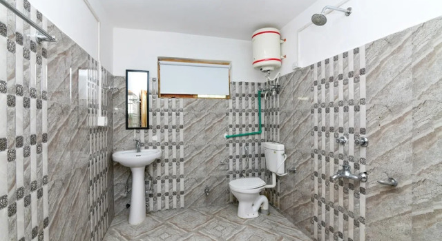 Кровать в общем номере Raybo Hostel