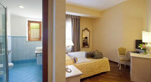 Двухместный номер Standard Punta Campanella Resort & Spa