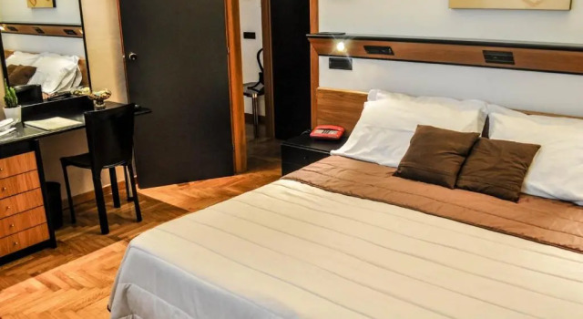 Трёхместный номер Standard Cristal Palace Hotel