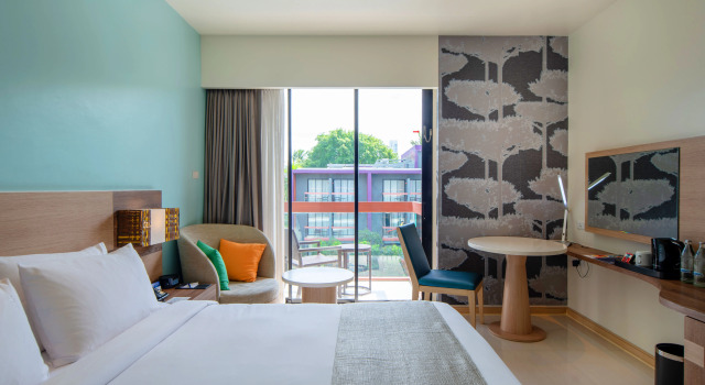 Holiday Inn Express Phuket Patong Beach Central by IHG