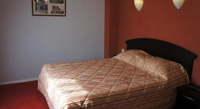 Двухместный номер Standard Logis Hôtel & Restaurant du Chemin des Dames
