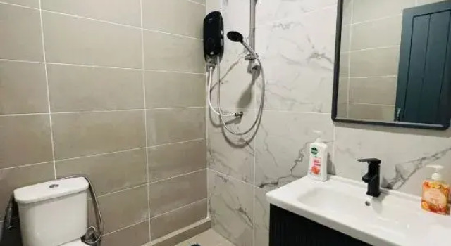Cozy 4BR Homestay @ Kch near CityOne / Car rental