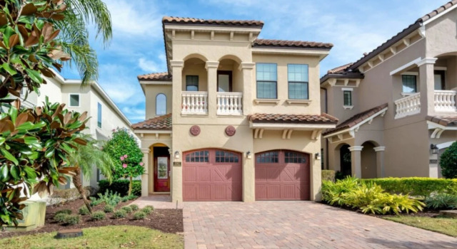 Ultimate 5 Bed 5 Ba Villa with Game Room, Pool & Spa - Ihr4021