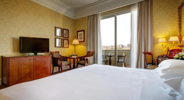 Двухместный номер Superior с видом на горы Excelsior Grand Hotel