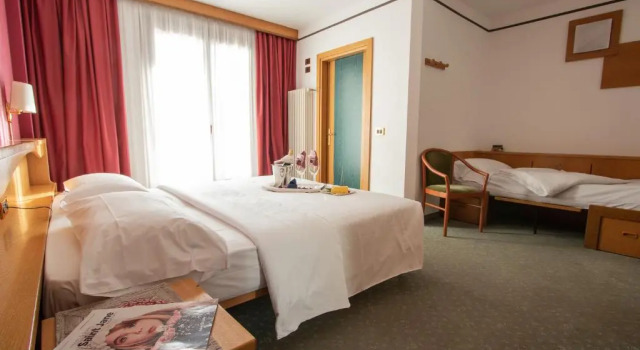Трёхместный номер Standard Hotel Santanton