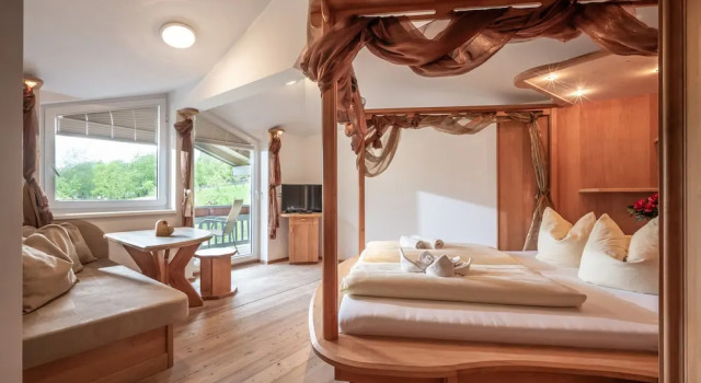 Номер Standard с балконом Bed & Breakfast Landhaus Strasser
