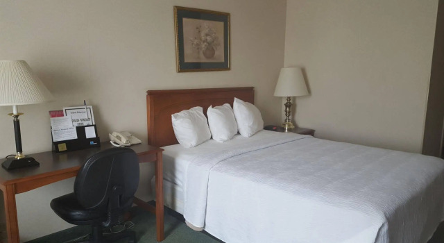 Gold Vault Inn, Rezerwuj Hotel Hotele w Kentucky z parkingiem, Parking