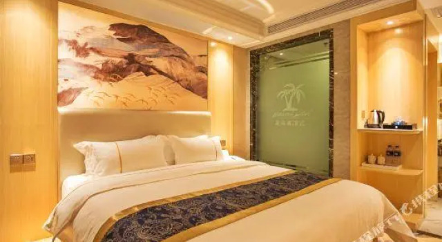 Люкс Business Hawaii International Hotel (Shenzhen International Convention and Exhibition Center)
