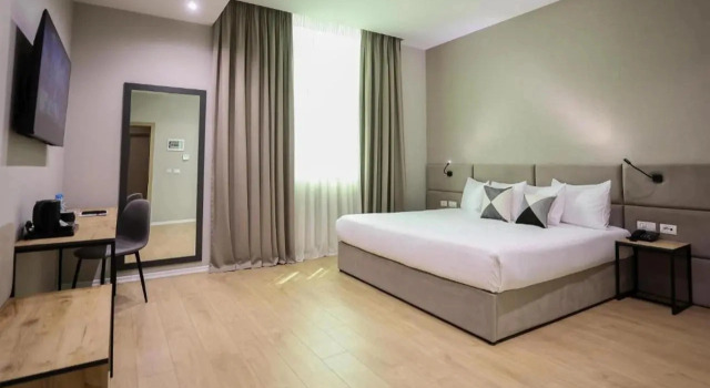 Best Western Plus The Met Tirana Hotel