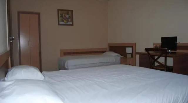Student Hotel, Rezerwuj Hotel Hotele w Ilfov z parkingiem, Parking